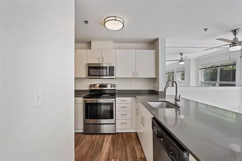 11200 NE 11th St, Bellevue, WA 98004 photo 7