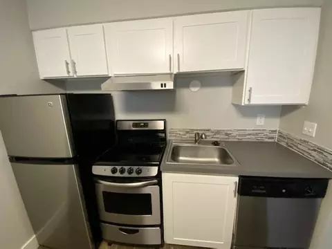 165 SW Eastman Pkwy, Gresham, OR 97080