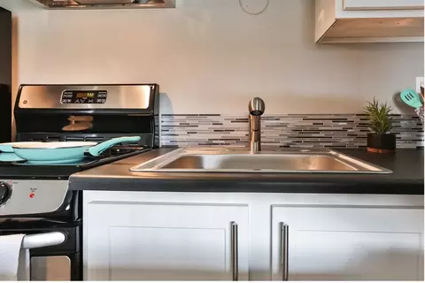 165 SW Eastman Pkwy, Gresham, OR 97080 photo 3