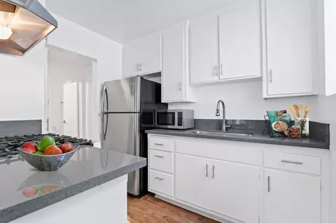 12317 Texas Ave, Los Angeles, CA 90025