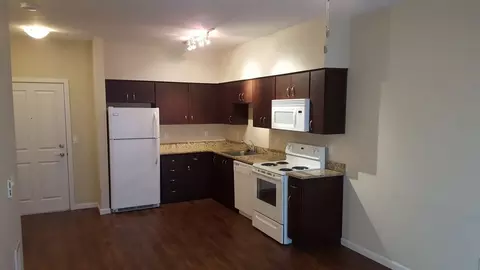 6855 N Burlington Ave, Portland, OR 97203