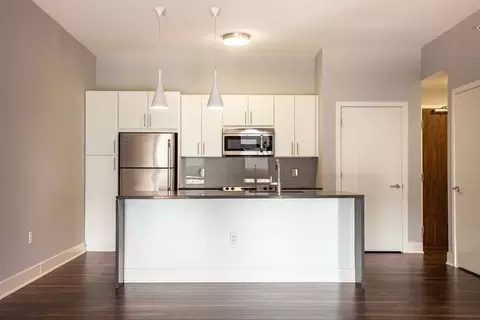 301 E Armour Blvd, Kansas City, MO 64111