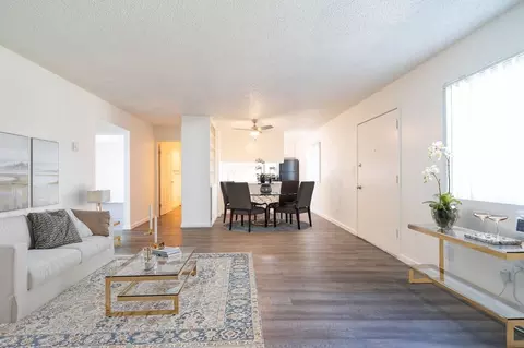 633 S Johnson Ave, El Cajon, CA 92020