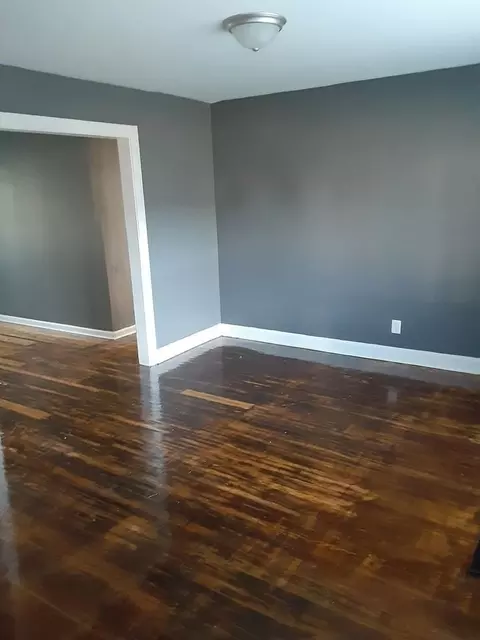647 S 44th St, Louisville, KY 40211