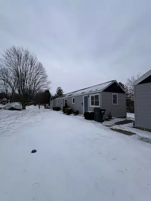 2300 39th St NW, Canton, OH 44709