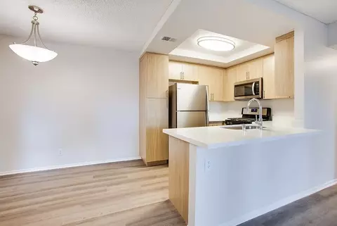 1733 Cochran St, Simi Valley, CA 93065 photo 16