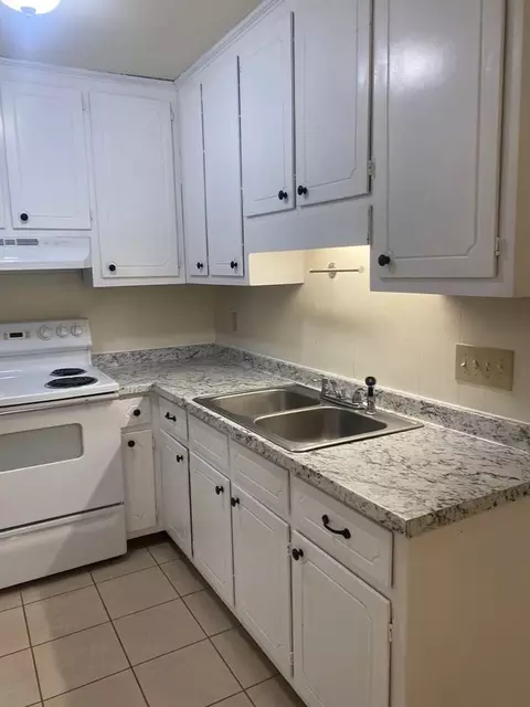 272 Lawrenceville St, Jefferson, GA 30549