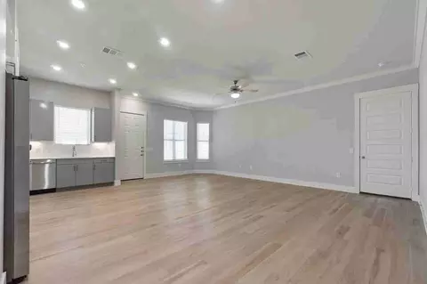 8201 Luxe Blvd, Mckinney, TX 75071 photo 3