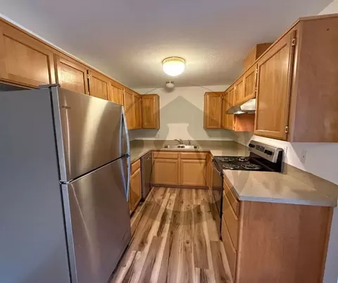 18241828 Skyline Ct S, Salem, OR 97306