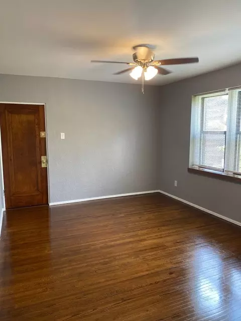 3815 Wilmington Ave, Saint Louis, MO 63116