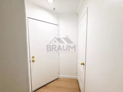 7323 Winnetka Ave, Los Angeles, CA 91306