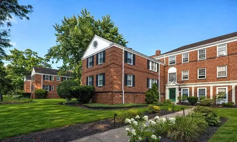 2523 N Moreland Blvd, Shaker Heights, OH 44120