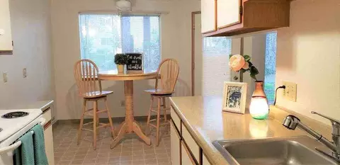 555 NW Fariss Rd, Gresham, OR 97030 photo 4