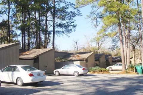 1900 Donahue Ferry Rd, Pineville, LA 71360