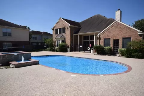 5301 N Sam Houston Pkwy E, Houston, TX 77032