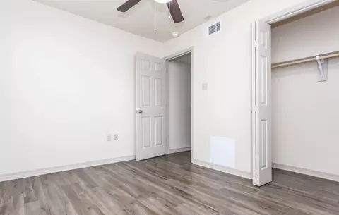 2136 Lobdell Blvd, Baton Rouge, LA 70806