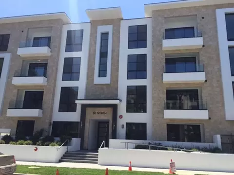 121 N Clark Dr, Los Angeles, CA 90048