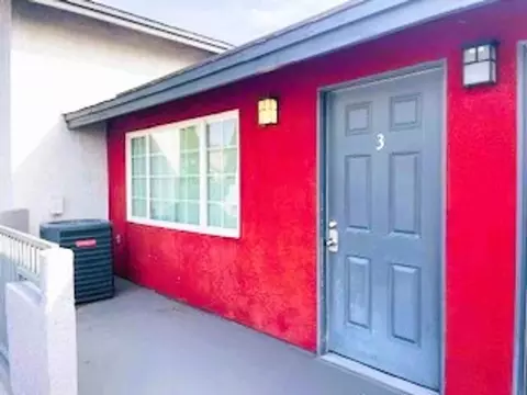 1421 Peckham St, Fullerton, CA 92833