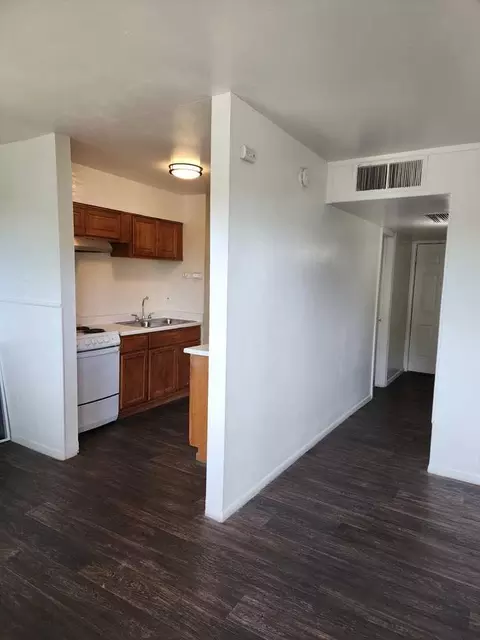2535 W Highland Ave, Phoenix, AZ 85017