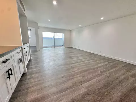 117 N Hamilton Dr, Beverly Hills, CA 90211 photo 8