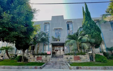 308 W Queen St, Inglewood, CA 90301