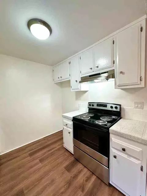 308 W Queen St, Inglewood, CA 90301 photo 14