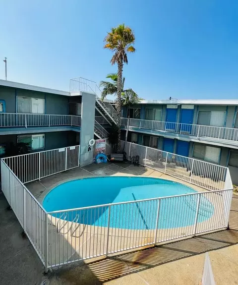 308 W Queen St, Inglewood, CA 90301 photo 7