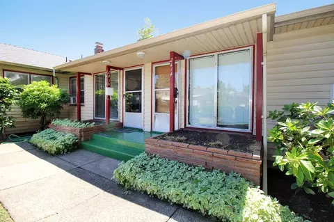 2404 SE 58th Ave, Portland, OR 97206