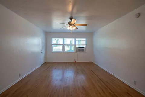 6308 Vineland Ave, Los Angeles, CA 91606