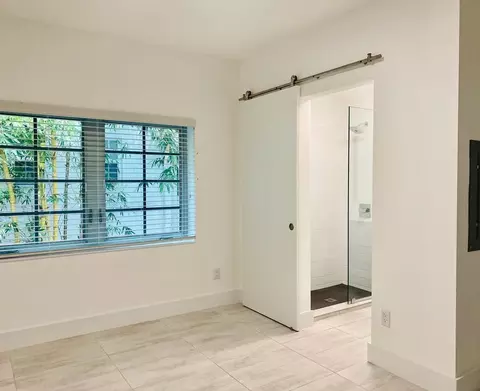 1201 Pennsylvania Ave, Miami Beach, FL 33139