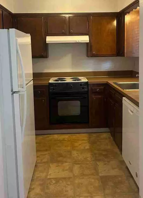 549 Greenwood Dr NE, Keizer, OR 97303