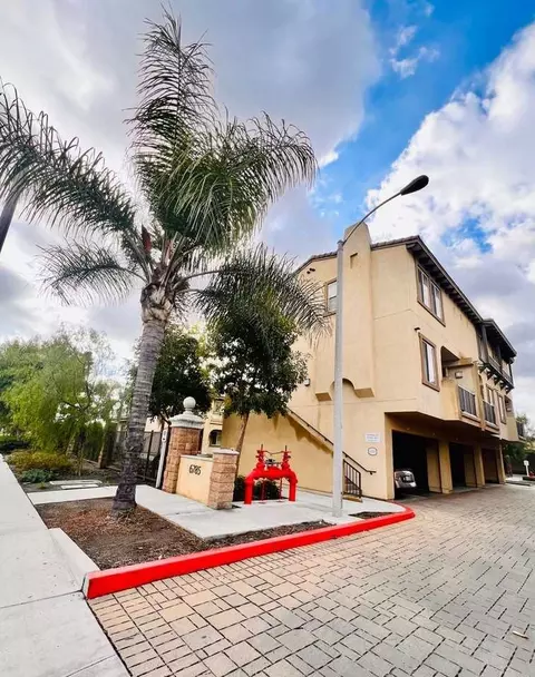 6785 Knott Ave, Buena Park, CA 90620