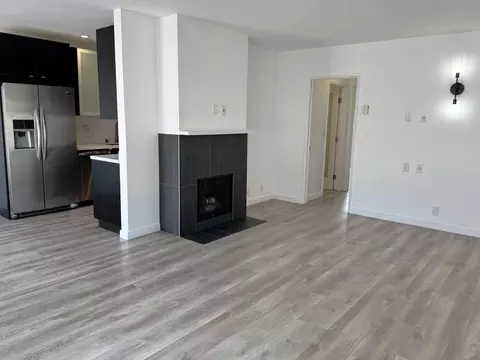 2645 28th St, Santa Monica, CA 90405