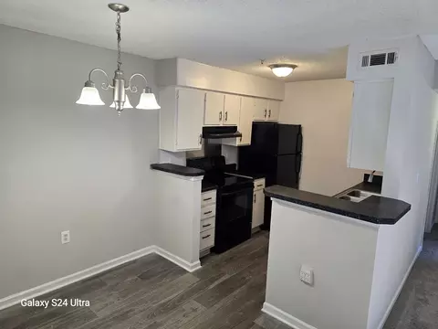 2745 Hapeville Rd SW, Atlanta, GA 30354