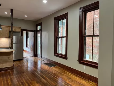 7 Wallace Ave, Covington, KY 41014
