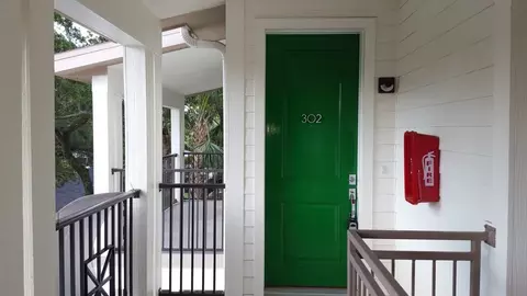 4905 S Elberon St, Tampa, FL 33611