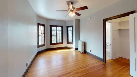 136 Western Ave N, Saint Paul, MN 55102