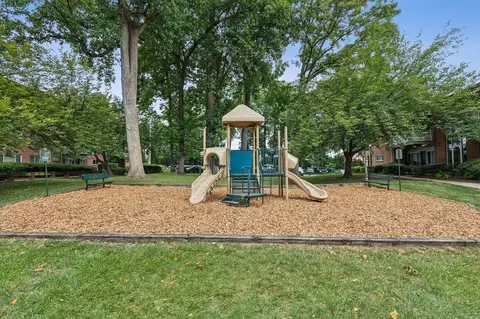 2386 Glenmont Cir, Glenmont, MD 20902 photo 27