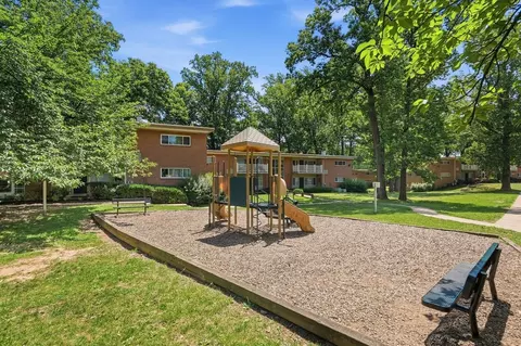 2386 Glenmont Cir, Glenmont, MD 20902 photo 43