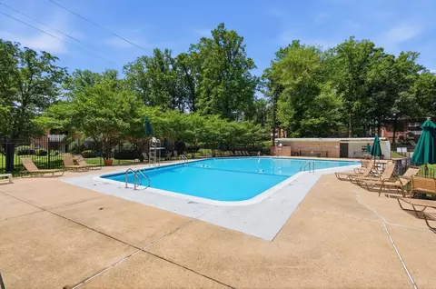 2386 Glenmont Cir, Glenmont, MD 20902 photo 52