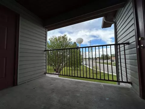 3002 College Hill Dr, Riverton, WY 82501
