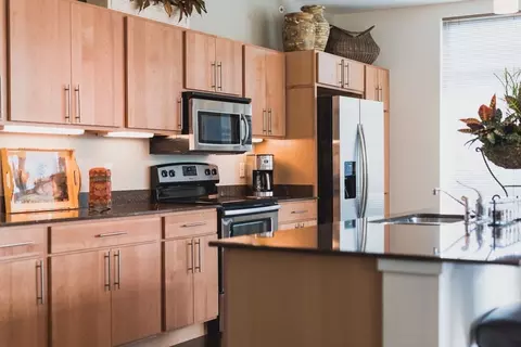 181 S Riverheath Way, Appleton, WI 54915