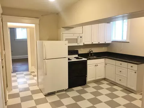 302 Malden Ave E, Seattle, WA 98112