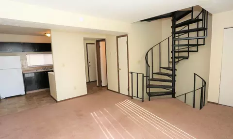 720 Pine Knolls Dr, Akron, OH 44310 photo 40