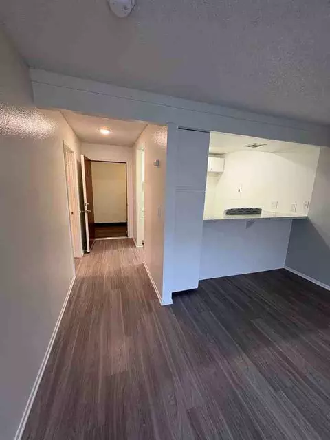 1219 N State College Blvd, Anaheim, CA 92806