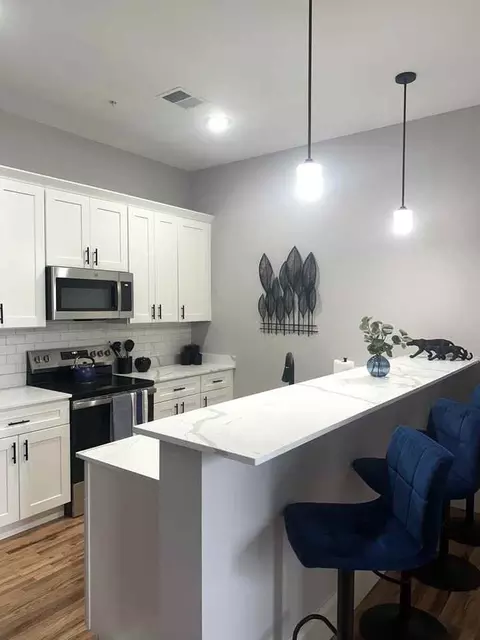 250 Commercial St, Manchester, NH 03101