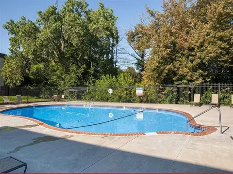 9670 Berry Plz, Omaha, NE 68127 photo 10