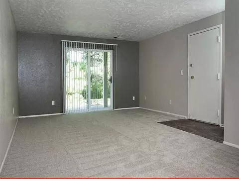 9670 Berry Plz, Omaha, NE 68127 photo 21