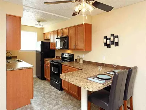 9670 Berry Plz, Omaha, NE 68127 photo 13