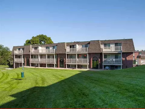 9670 Berry Plz, Omaha, NE 68127 photo 35